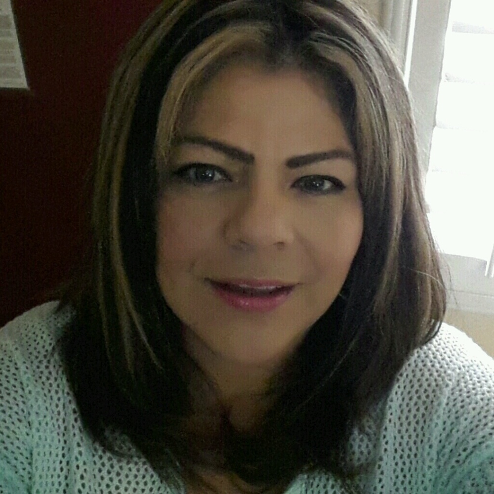 Meet your Posher, Gabriela