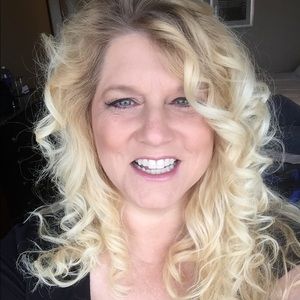 Meet your Posher, Jen