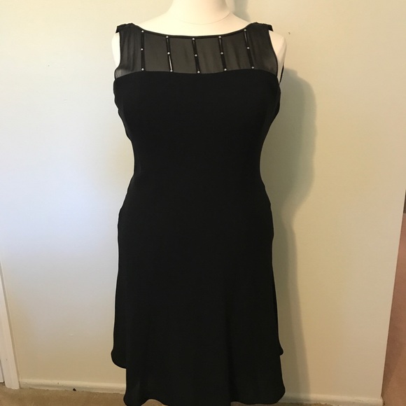 Jones New York Dresses & Skirts - 💜 hardly worn black formal midi gown