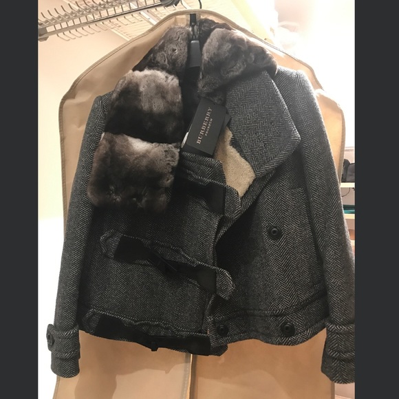Authentic Burberry Prorsum Herringbone Fur collar - Picture 3 of 8