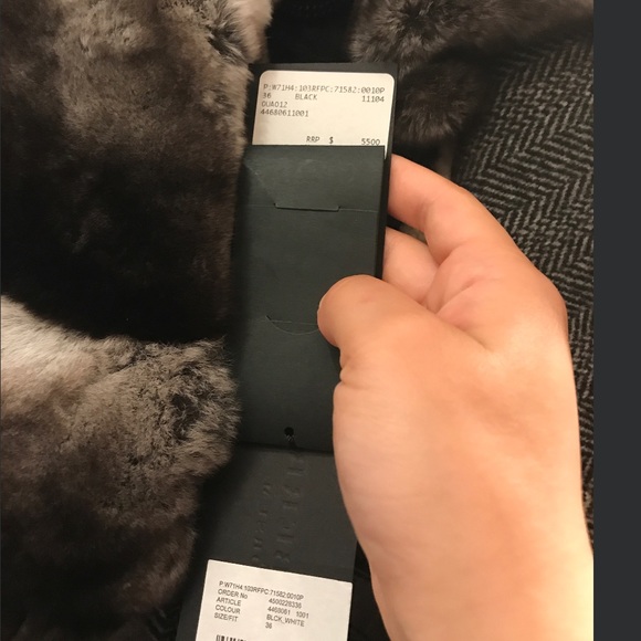 Authentic Burberry Prorsum Herringbone Fur collar - Picture 4 of 8