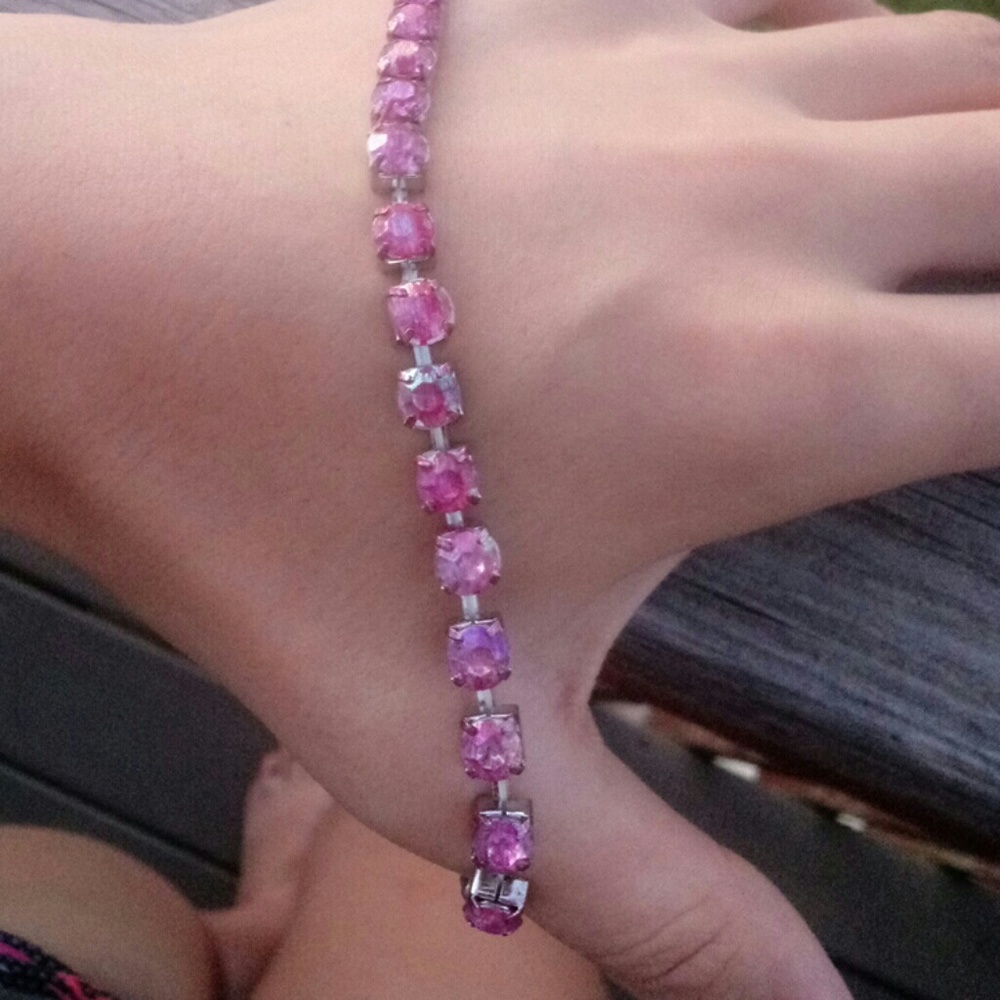 Pink extendable gem braclet - Picture 3 of 4