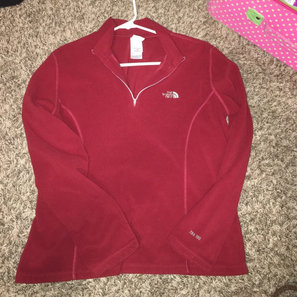 Women's north face pull over