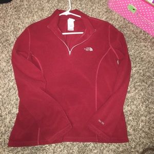 Women's north face pull over