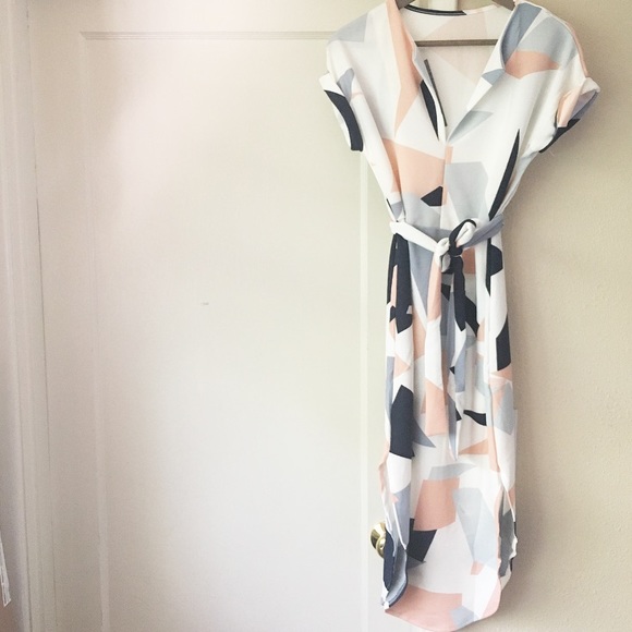 Dresses & Skirts - Tie Waist Midi Dress