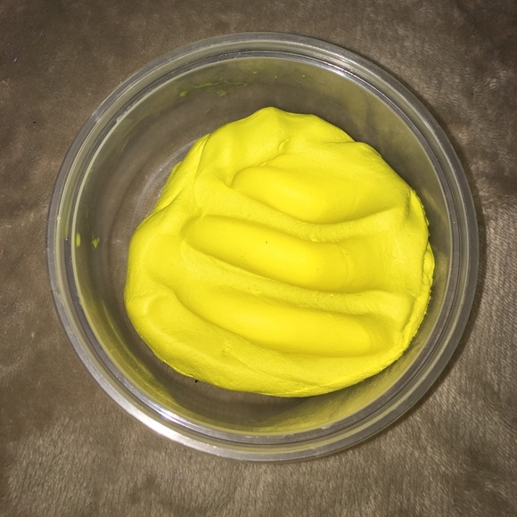 Butter slime - Picture 1 of 2