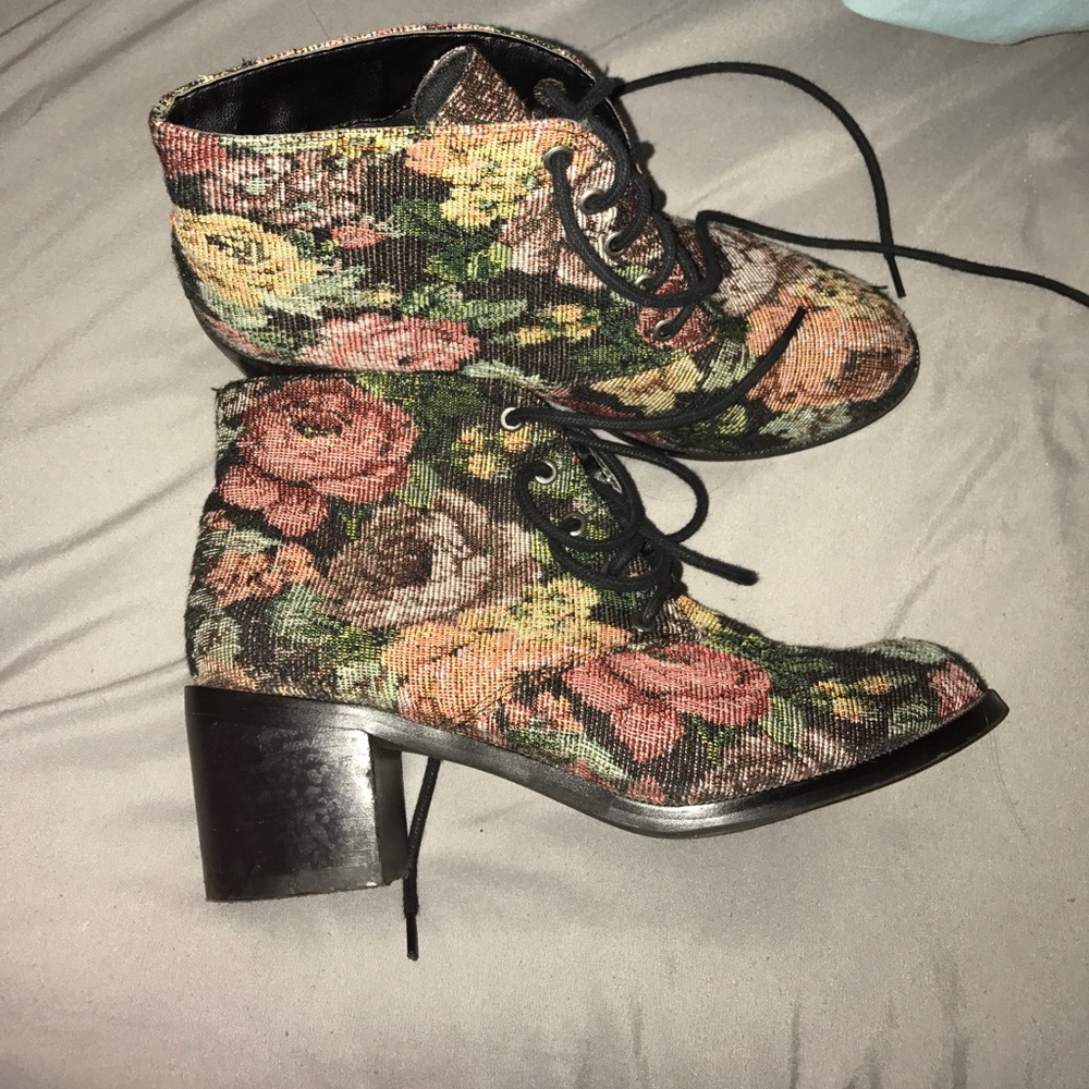 vintage booties