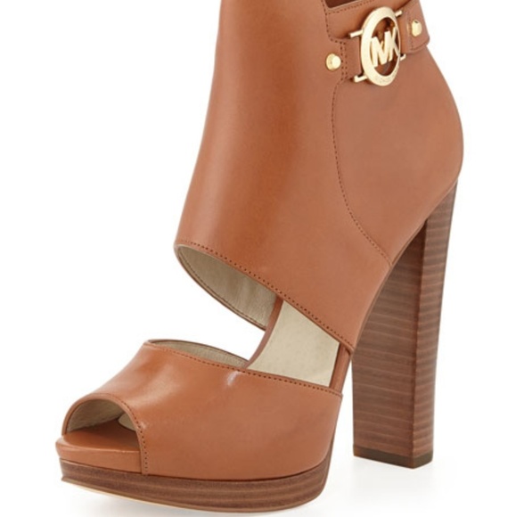 michael kors wyatt bootie