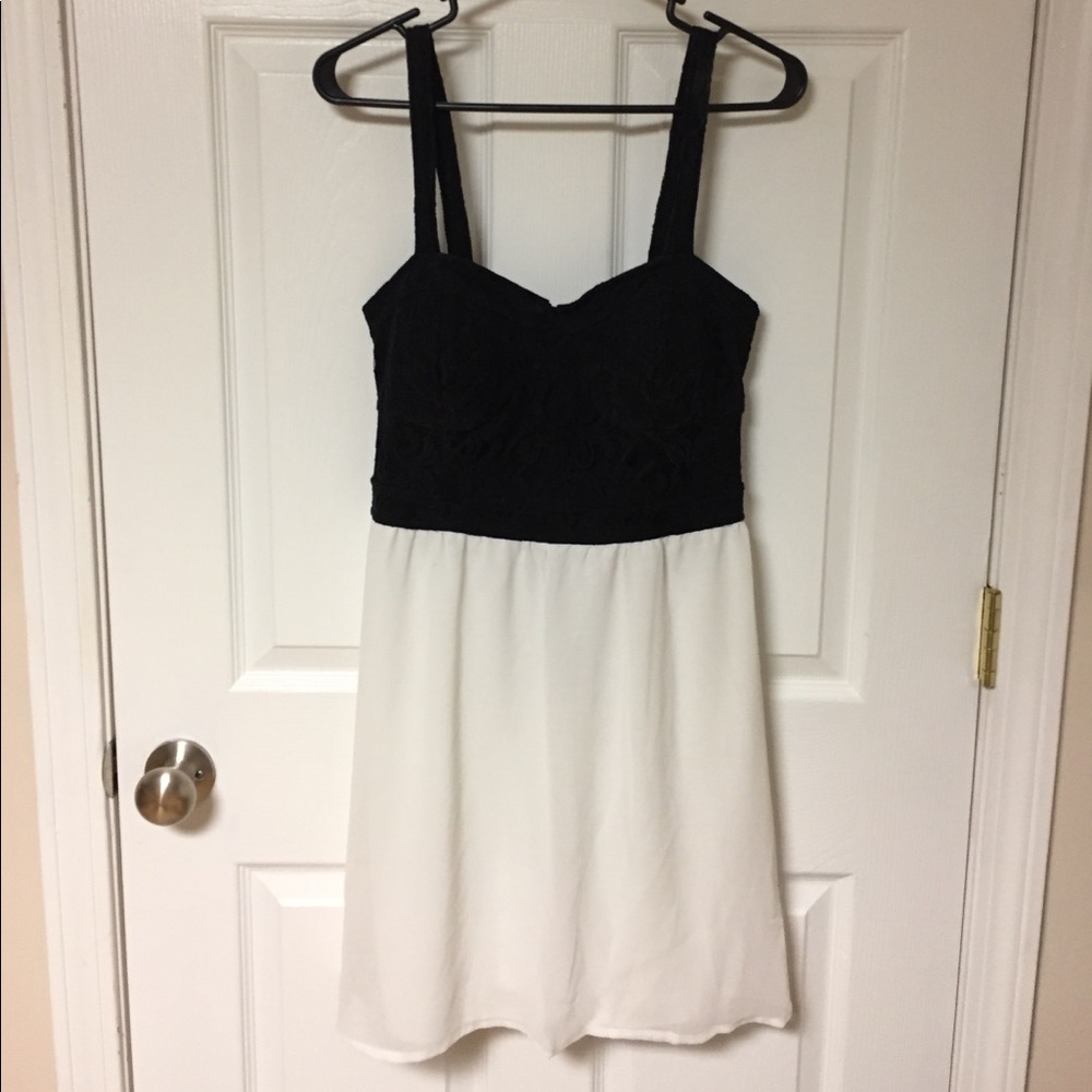 Charlotte Russe B&W semi formal midi dress