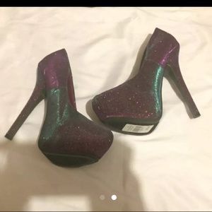 Gorgeous Multicolor heels