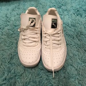 Men's Puma sneakers