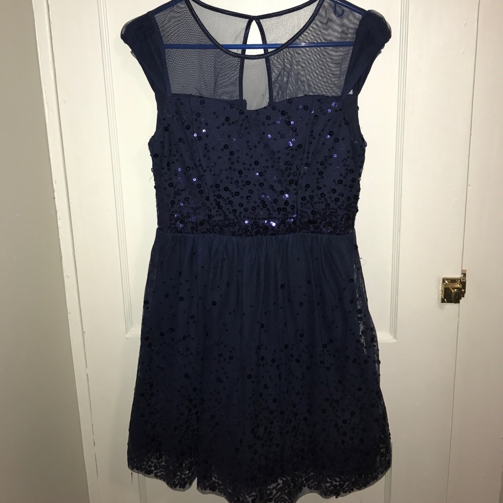 Semiformal Blue Sequined Dress