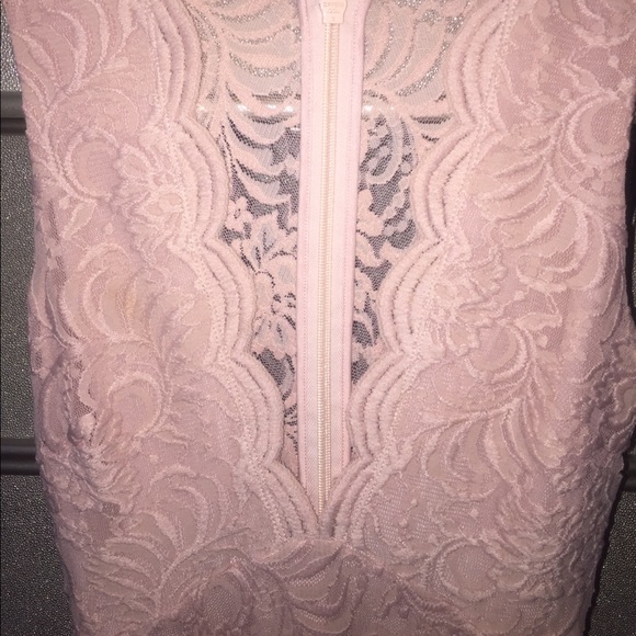 Lace BEBE cocktail dress - Picture 2 of 3