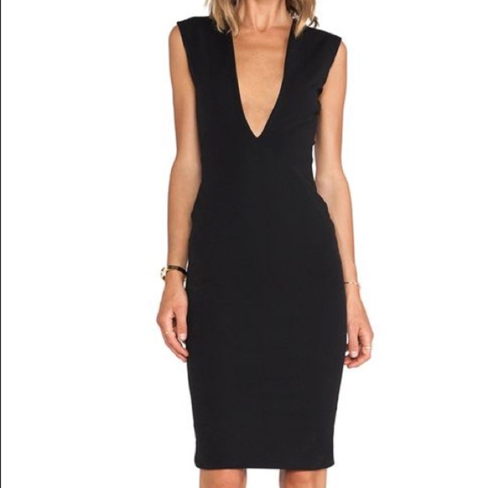 Deep V-neck LBD