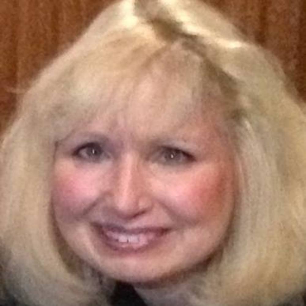 Meet your Posher, Elaine