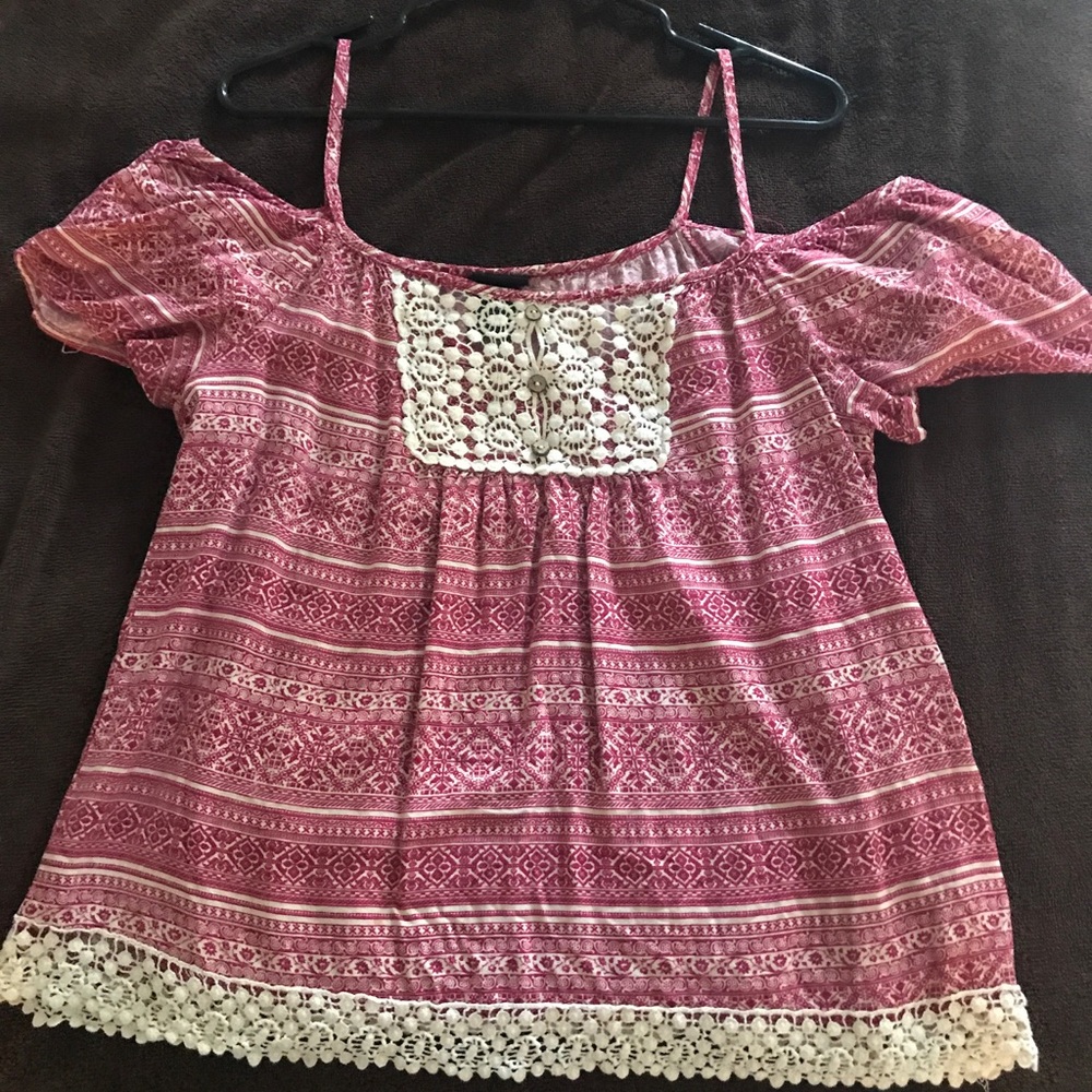 Off the shoulder paisley print top