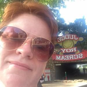 Meet your Posher, Stacey