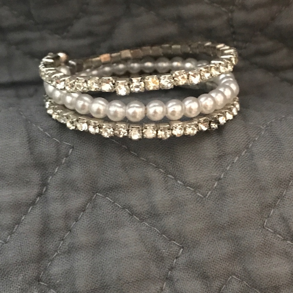 Diamond and Pearl stacking bracelet