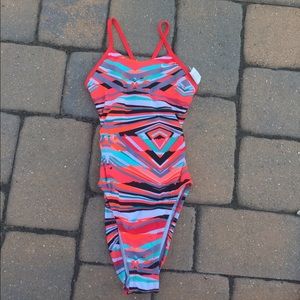 NWOT Nike One-Piece Practice Suit Size 24
