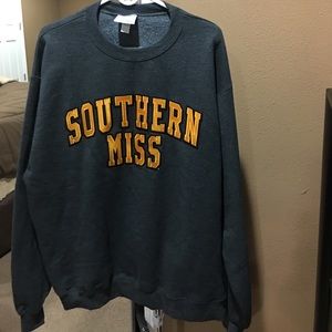 Champion Authentic Large Crewneck Sweater - S Miss