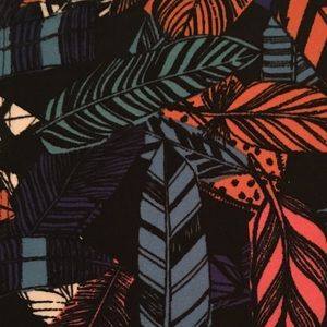 LuLaRoe Feather Leggings