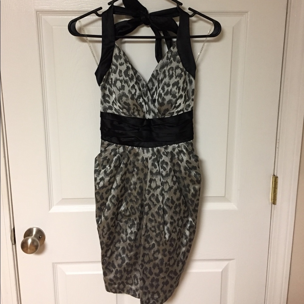 Snap silver cheetah print semi formal dress
