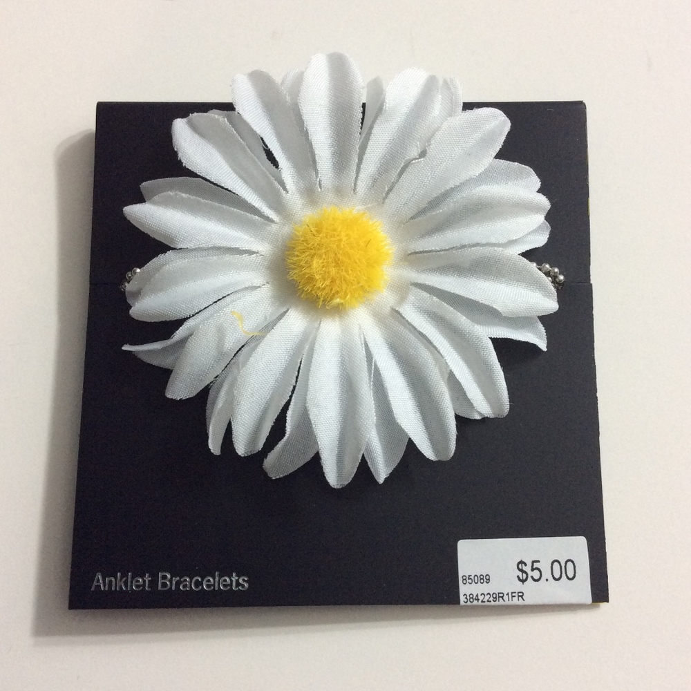 Pure Expressions white flower anklet bracelet