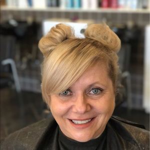 Meet your Posher, Sandra