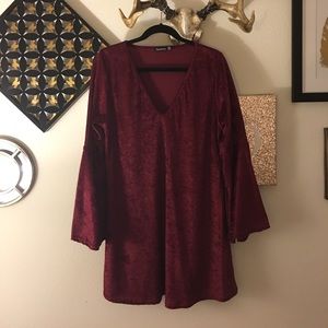 Velvet bell sleeve dress