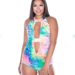 Iheartraves bodysuit