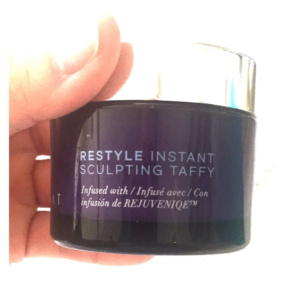 Monat sculpting taffy