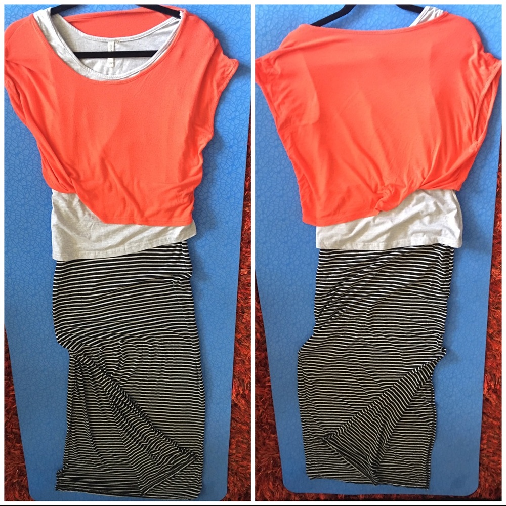 One piece maxi dress with one side slitted.