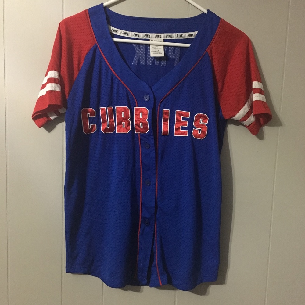 CHICAGO CUBS SHIRT!!