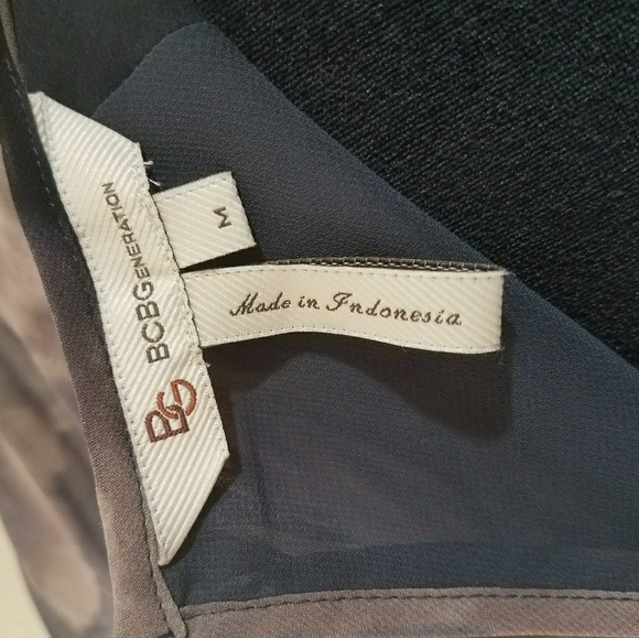 Bcbgeneration cold shoulder blouse - Picture 4 of 7