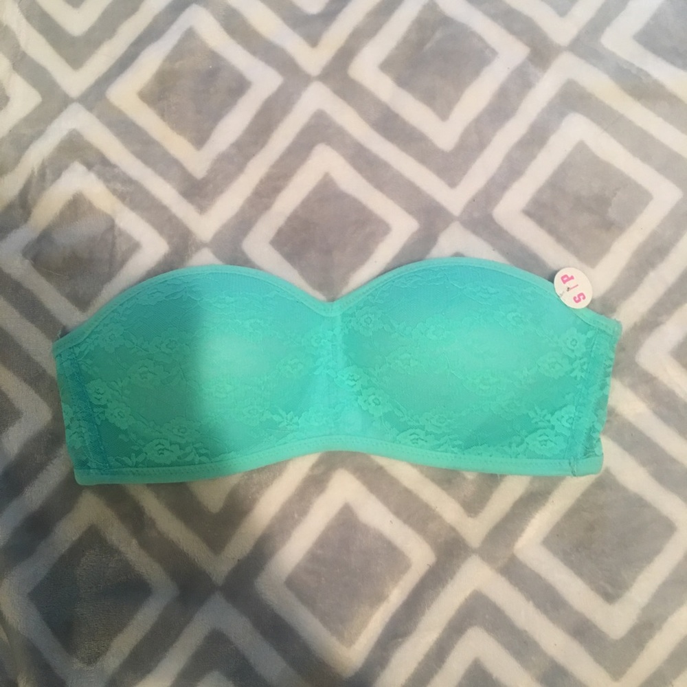 Victoria Secret SOLD ON FB