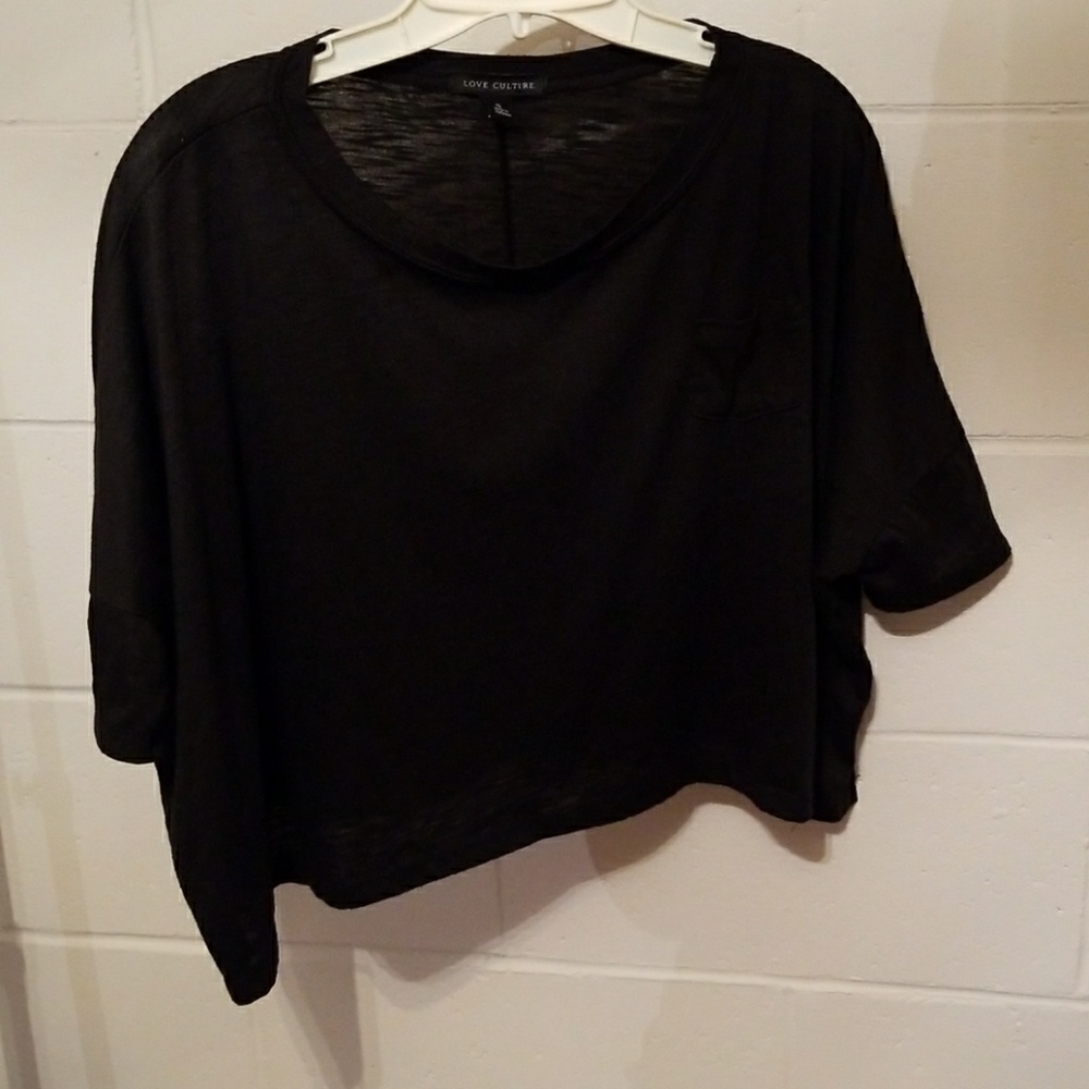 Love Culture Sz Small Black top