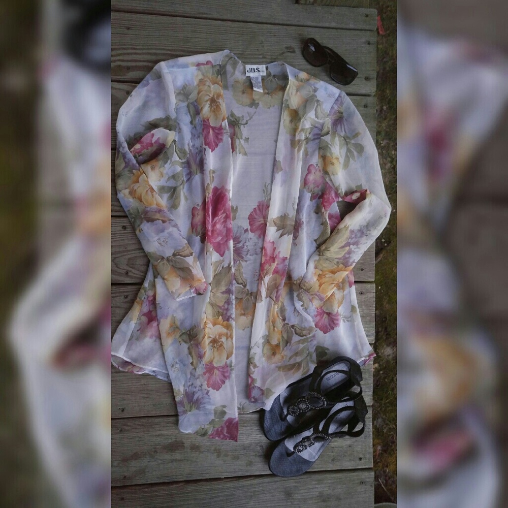 Sheer Floral Kimono Os