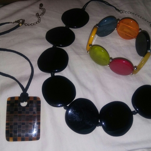 Fashion Jewelry Collection - Picture 2 of 4