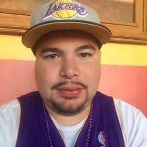 Meet your Posher, Raul