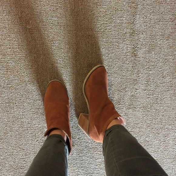 Suede Tan Booties 👢 - Picture 1 of 8