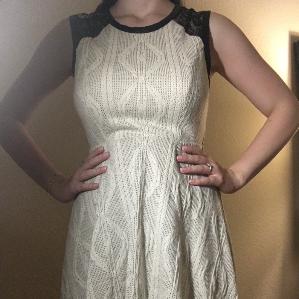 Monteau Los Angeles Dress