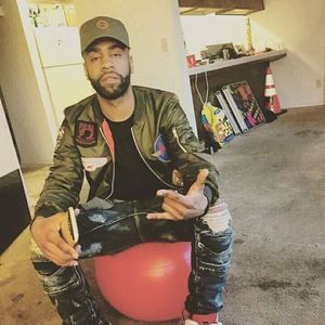 Meet your Posher, Ramone