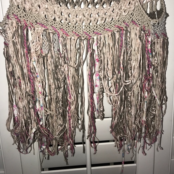 Crocheted vest - Picture 5 of 6