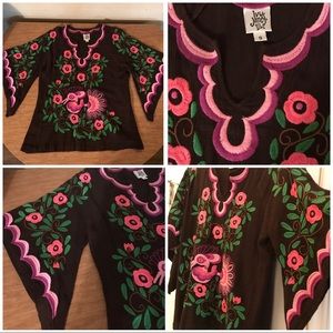 Ivy Jane Embroidered Tunic Top SZ S