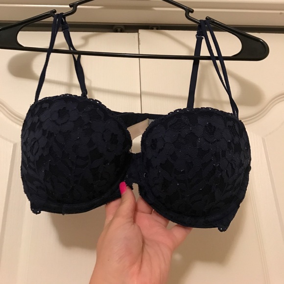 Pink Bra - Picture 2 of 4