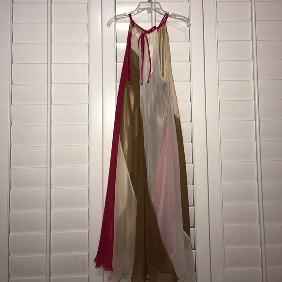 Dress - Picture 4 of 6