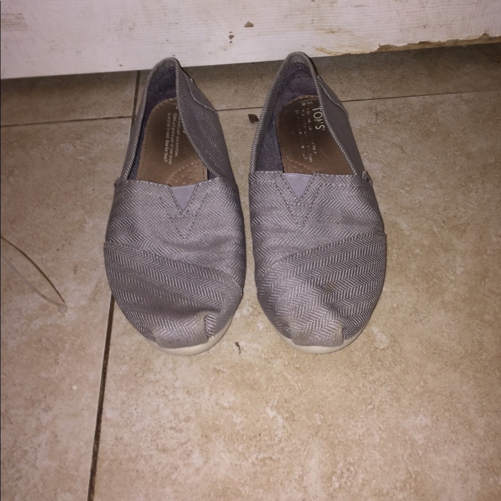 TOMS slip on shoes