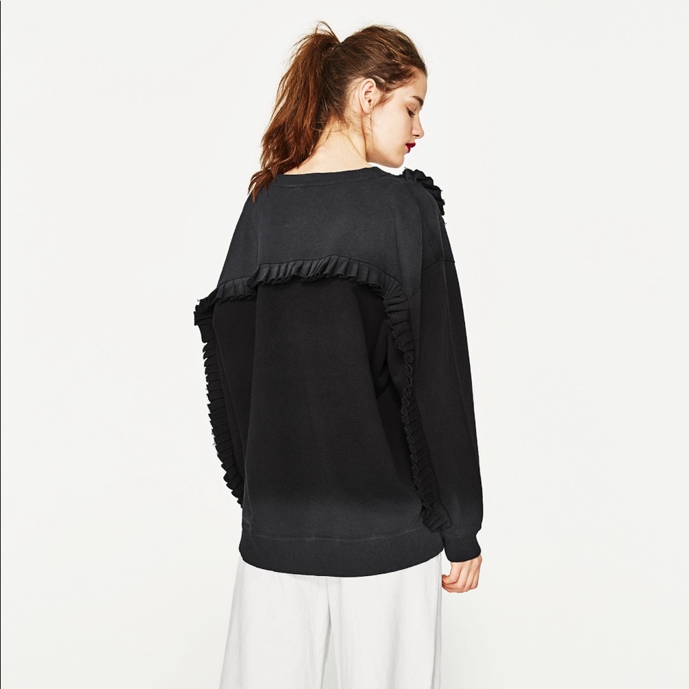 Zara Frilled black sweatshirt NWT - Picture 3 of 7