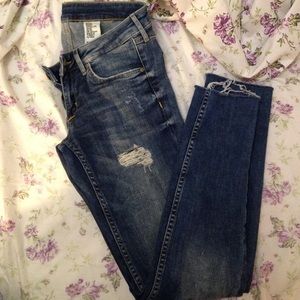 Distressed denim skinnies