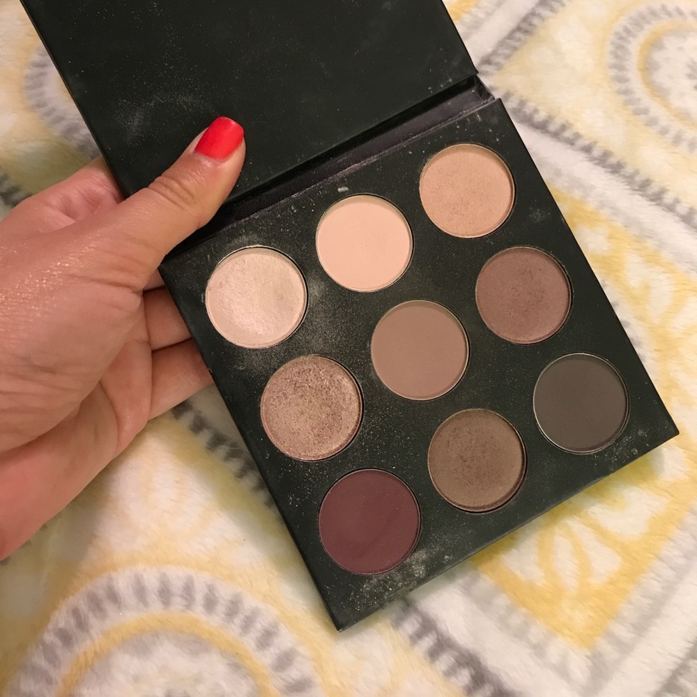 Studio Makeup eyeshadow palette